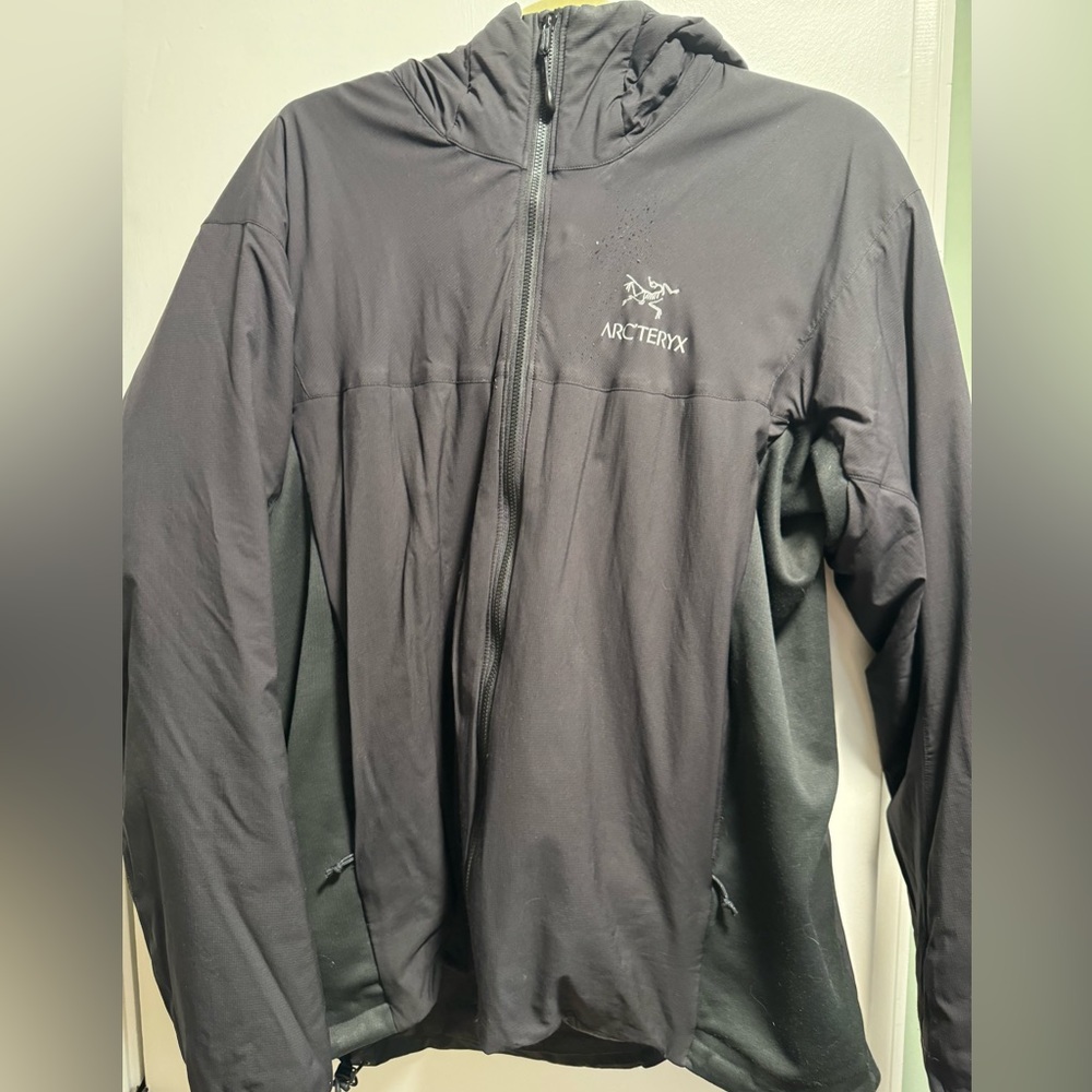 Men’s Arc’teryx Black Atom Hoody Jacket size Large